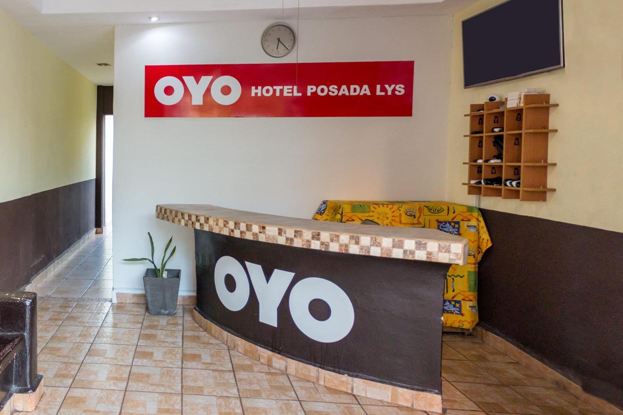 Oyo Hotel Posada Lys, Zihuatanejo Exterior photo
